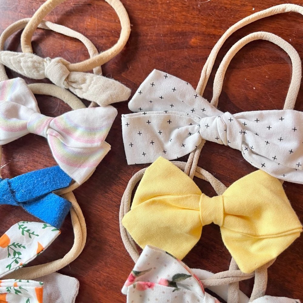 Large Baby Girls Bundle of Hair Bows and Headbands- Size 0-12m - Picture 4 of 5